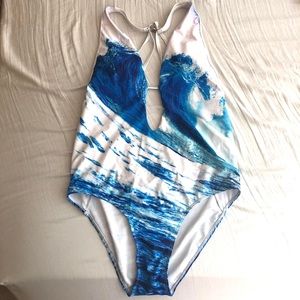 One piece bathing suit - Wave pattern